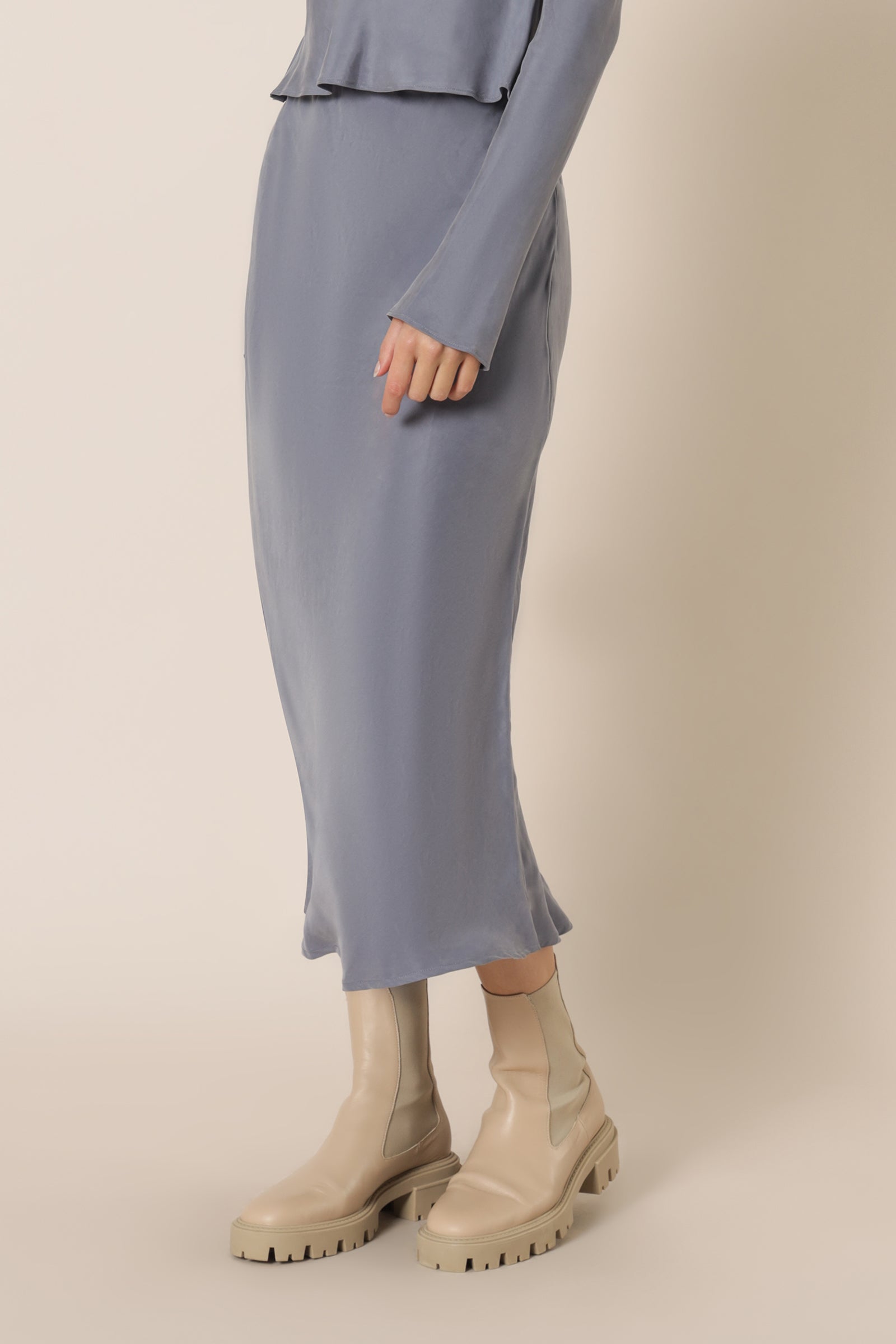 Nude Lucy Reese Cupro Midi Skirt Washed Navy Skirt 