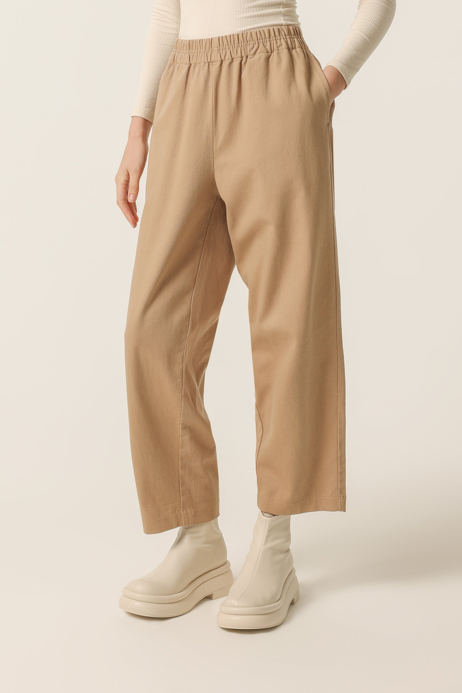 Nude Lucy Denver Pant In a Beige Sepia Colour