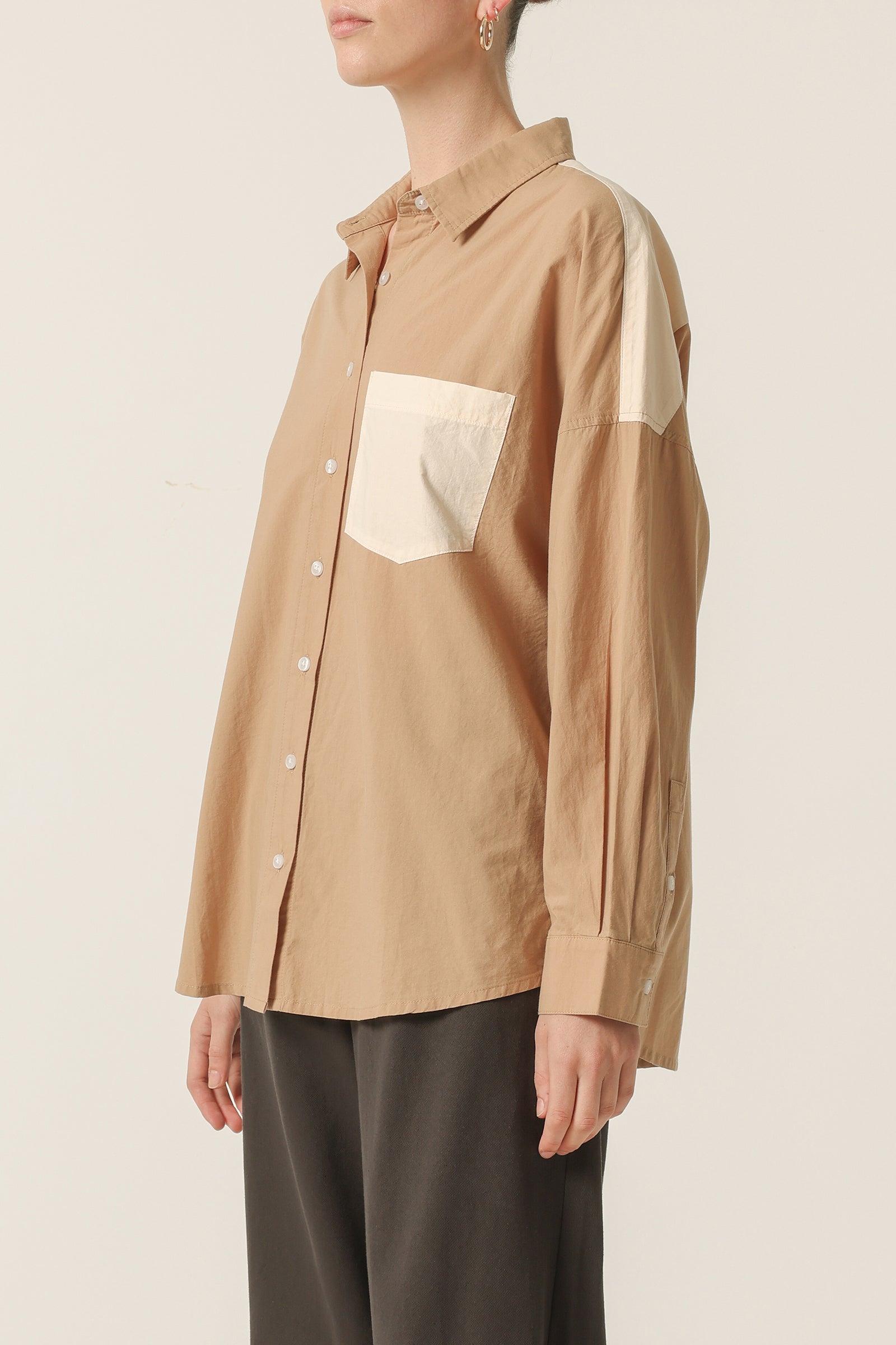 Nude Lucy Finn Shirt In A Beige Sepia Colour 
