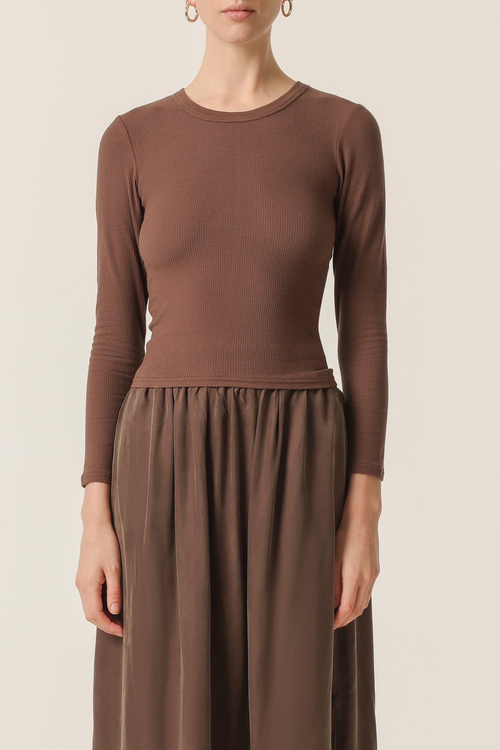 Nude Lucy Monroe Organic Long Sleeve Tee In A Deep Brown Bark Colour 