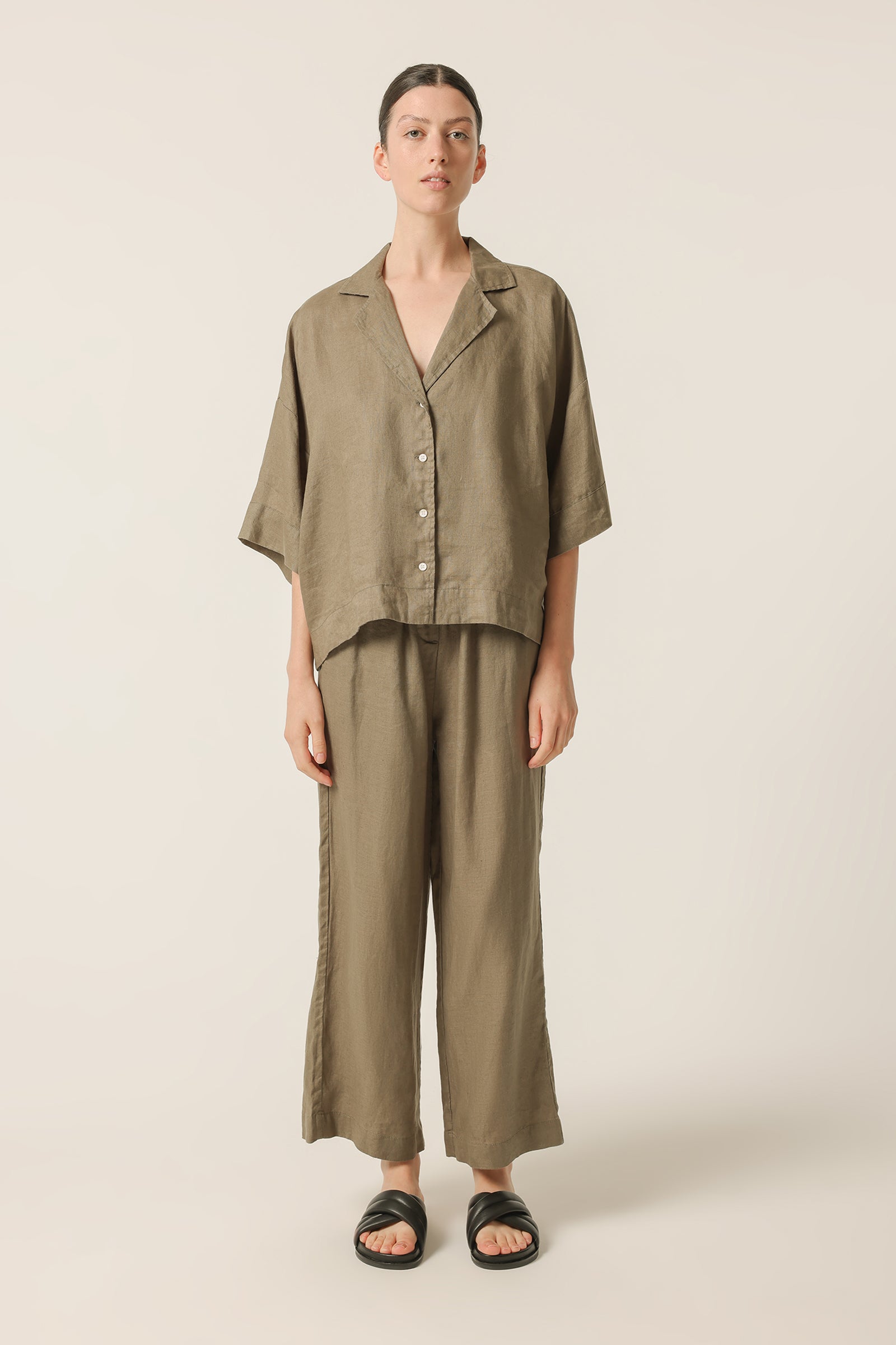 Nude Lucy Lounge Linen Shirt In A Green Willow Colour 