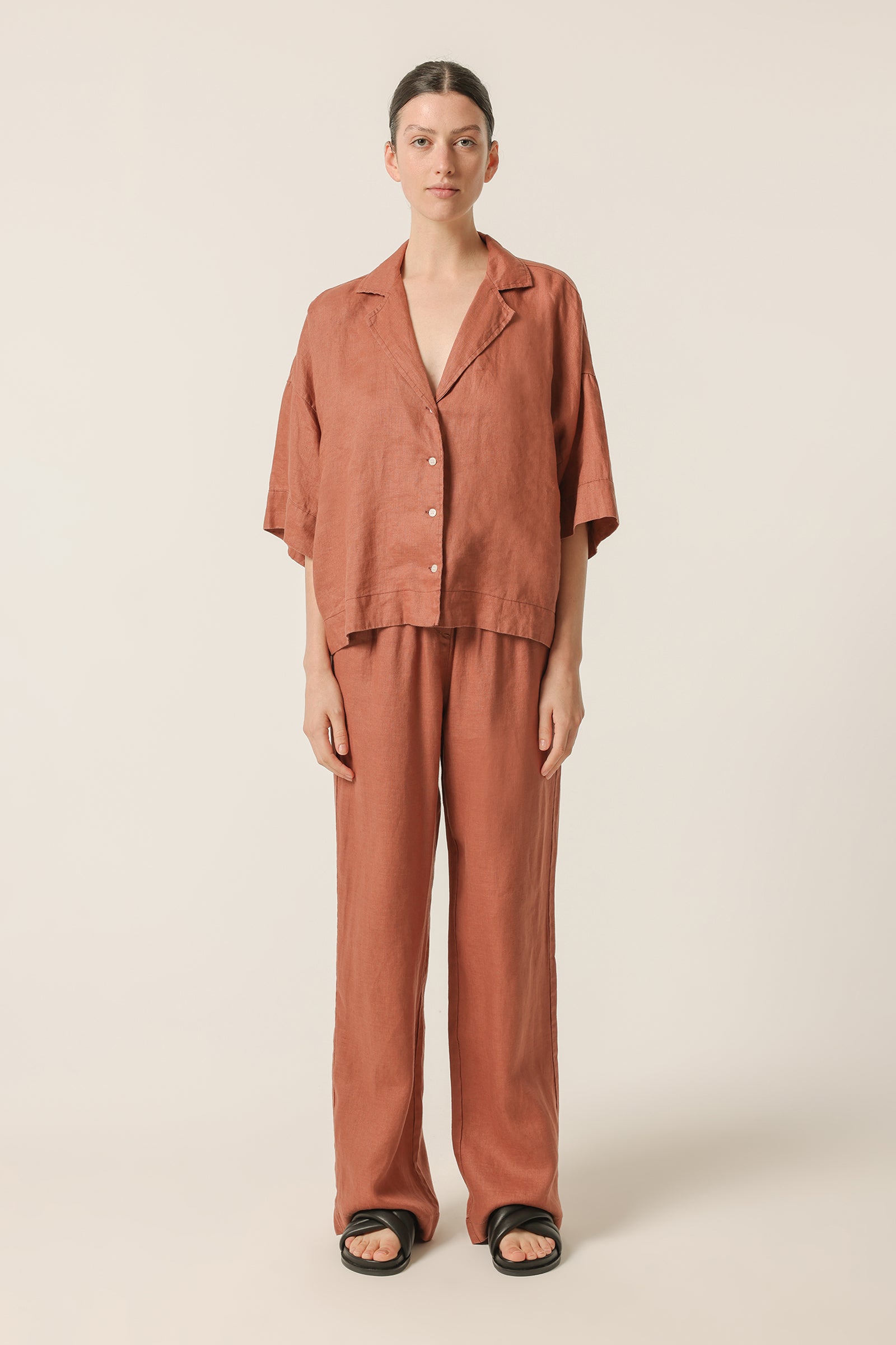 Nude Lucy Lounge Linen Shirt In A Light Brown Brandy Colour 