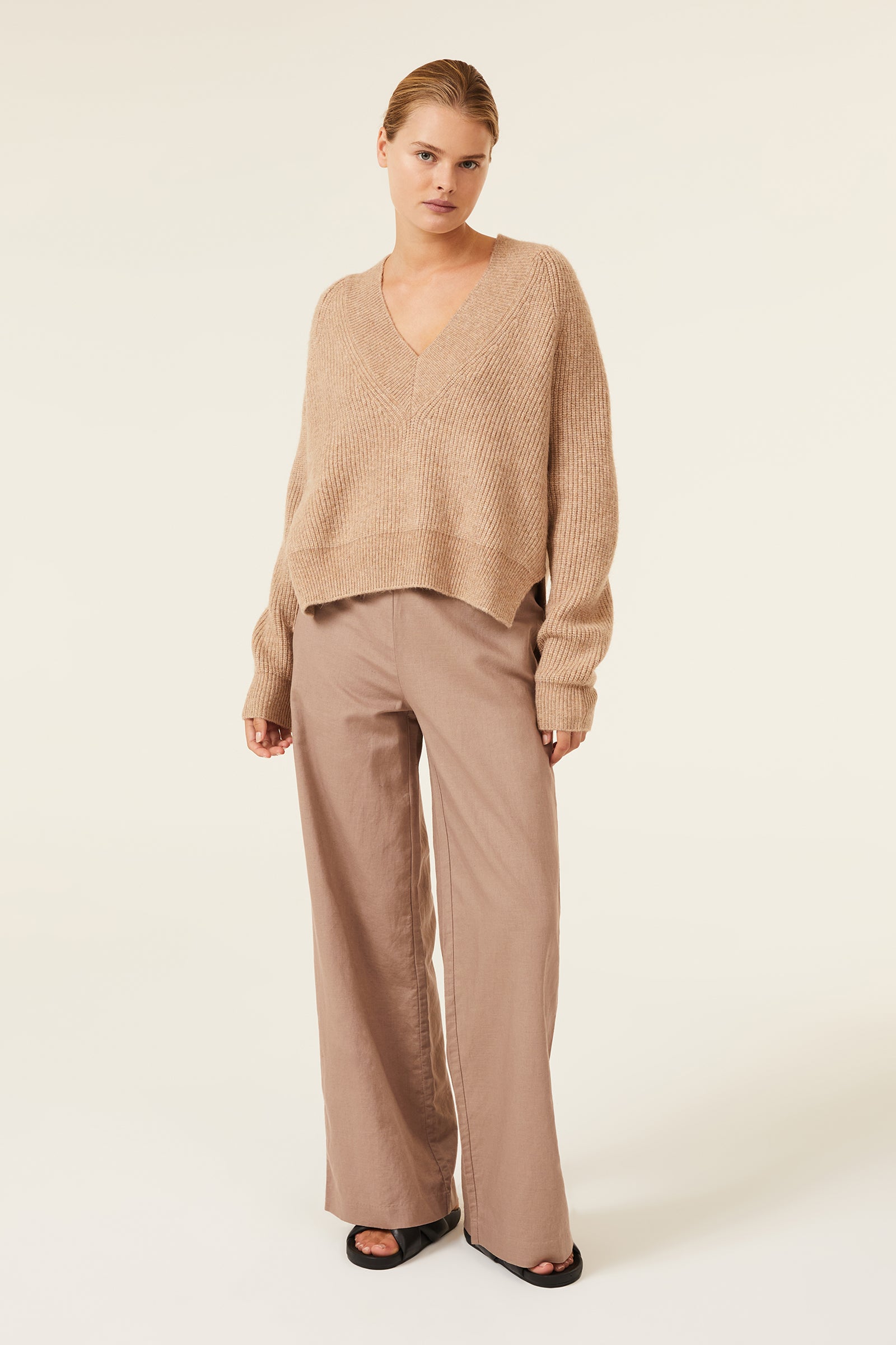 Nude Lucy Mckenzie Knit In A Yellow Sand Colour 