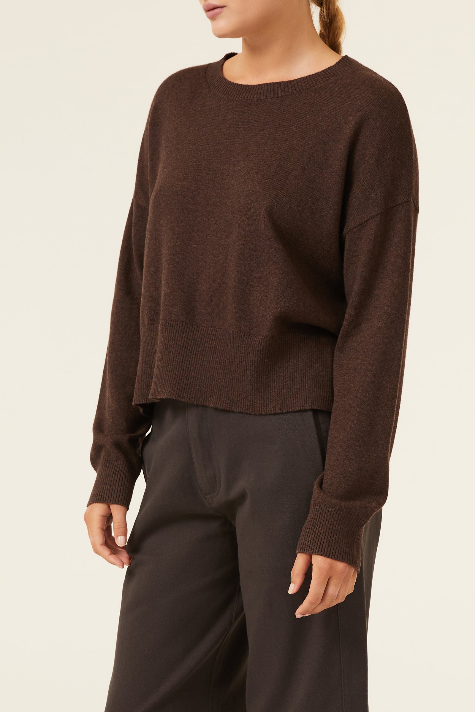Nude Lucy Taryn Knit In A Brown Carob Colour 