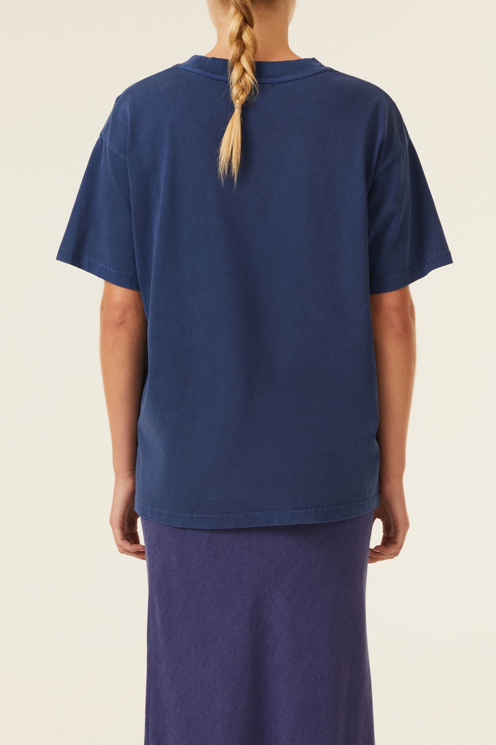 Nude Lucy Frankie Organic Washed Bf Tee In Sapphire 
