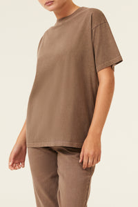 Nude Lucy Frankie Organic Washed Bf Tee in a Brown Carob Colour