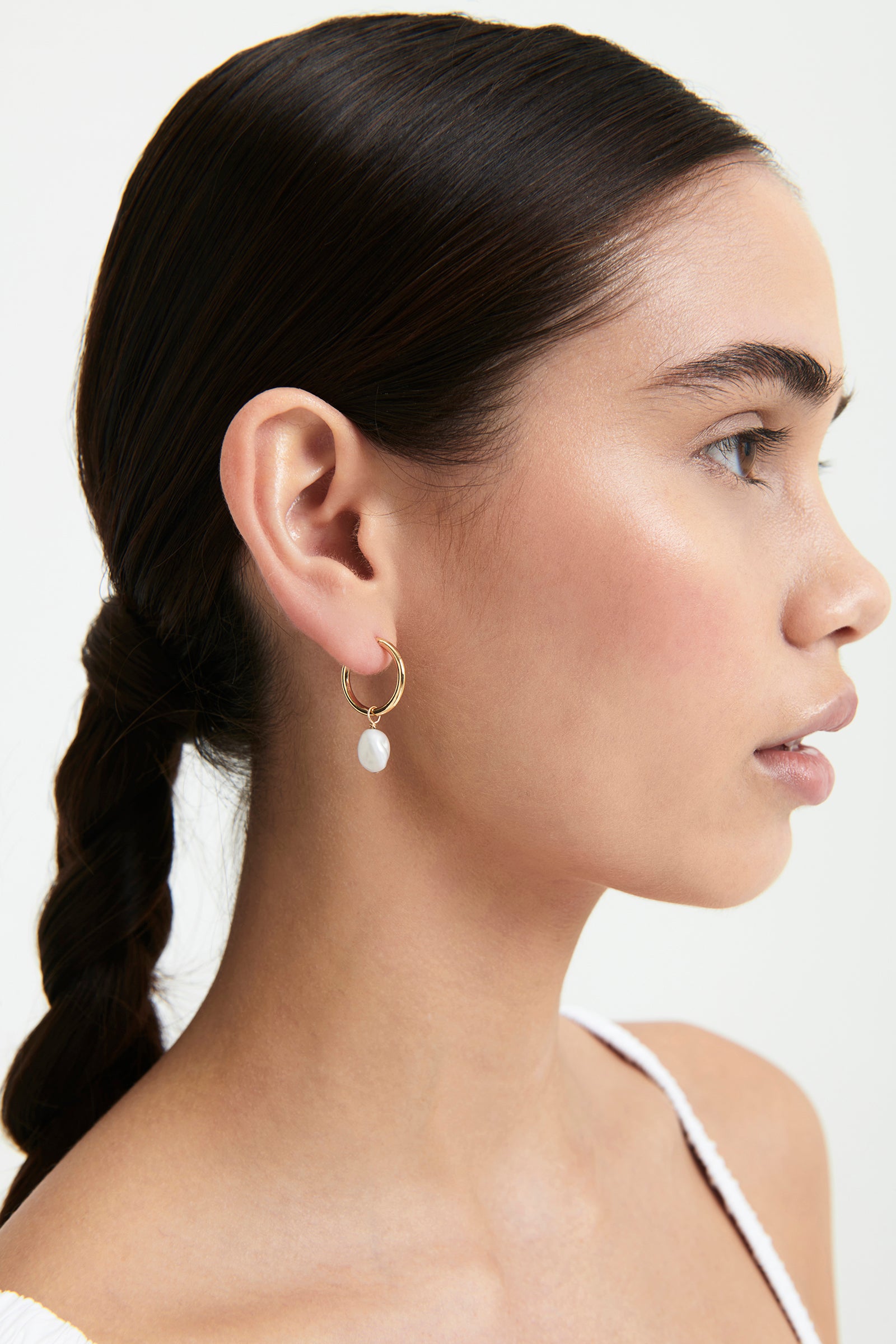 Nude Lucy Mini Keshi Hoops In Gold 