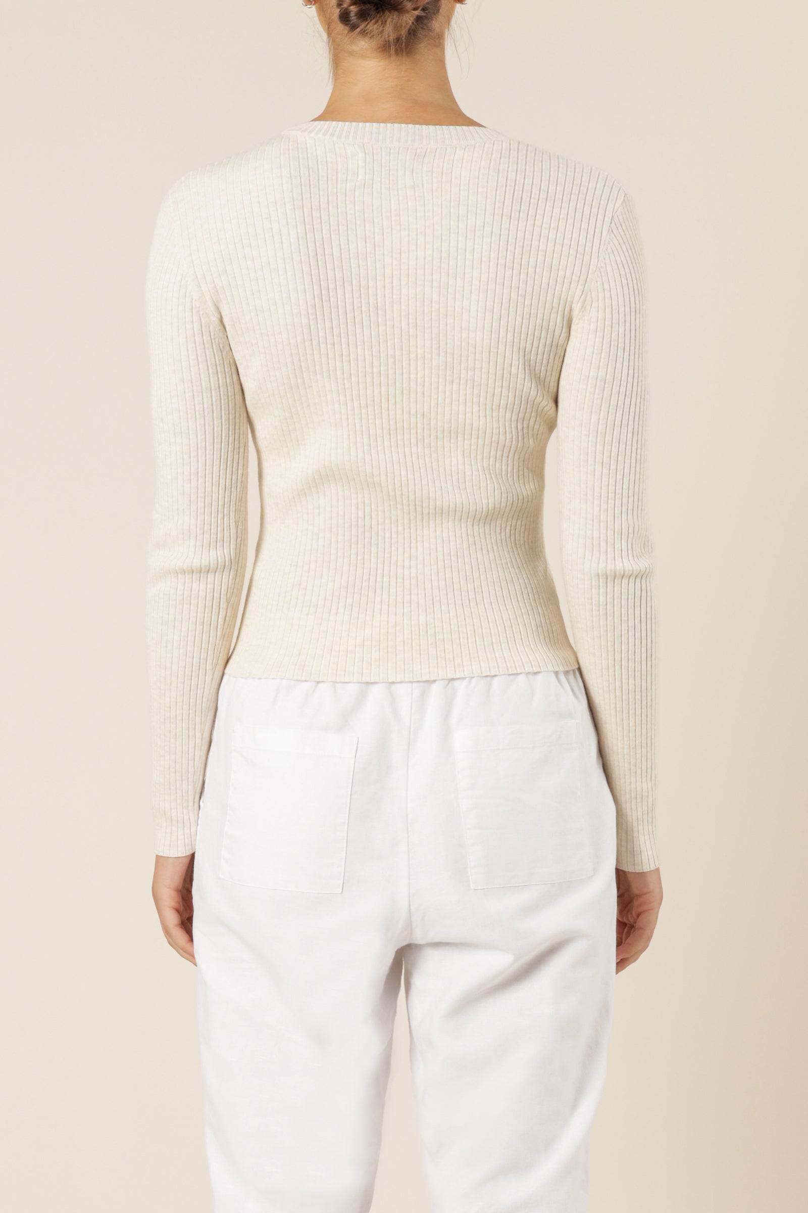 Nude Lucy nude classic knit snow marle knits
