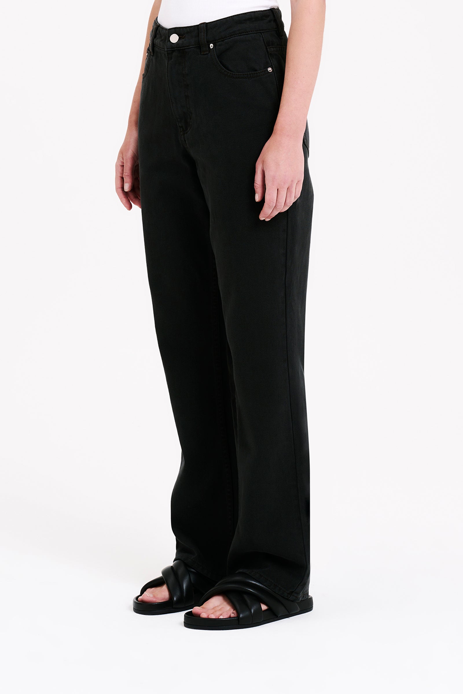 Nude Lucy Blaise Jean In A Dark Grey In A Brown Coal Colour 