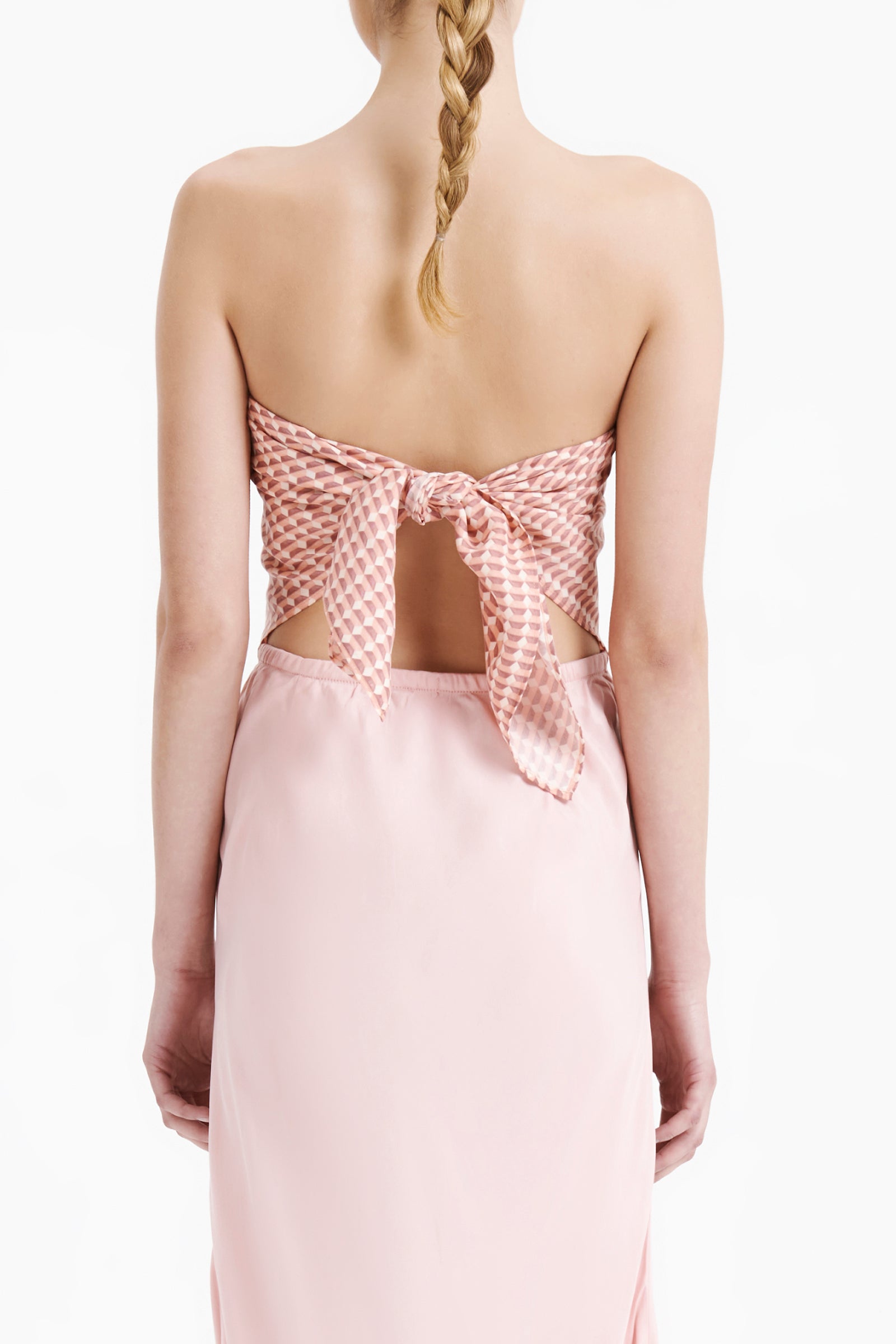 Nude Lucy Rhys Scarf In In An Zenith Pattern 