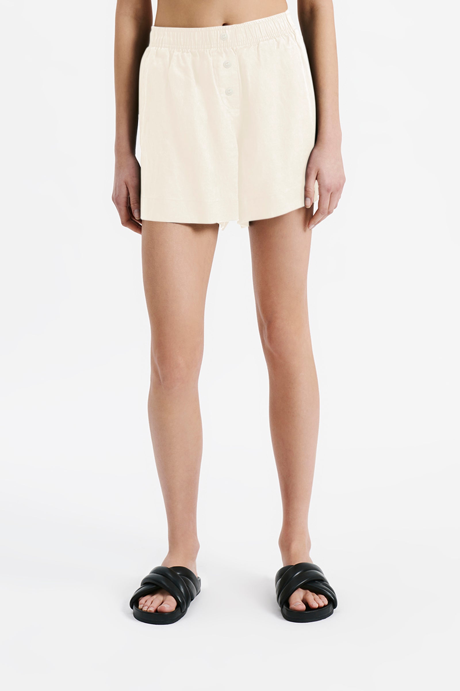 Nude Lucy Lounge Linen Short In White Cloud 