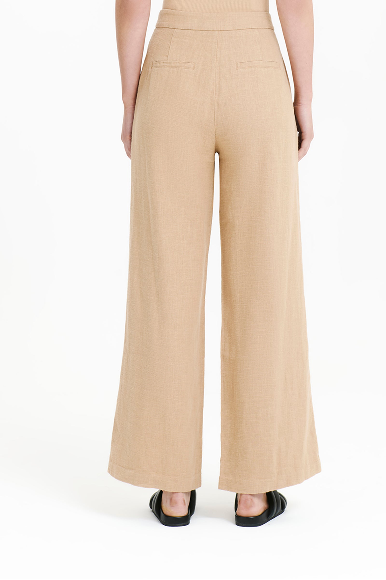 Nude Lucy Blair Tailored Pant In A Light Yellow Toned Dune Colour 