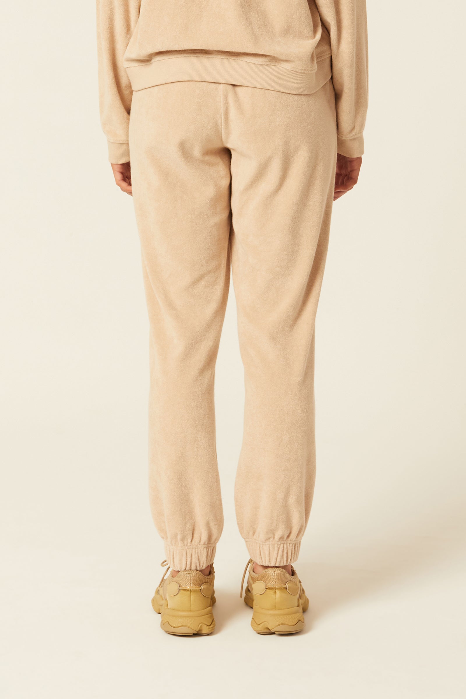 Lucy sweatpants best sale