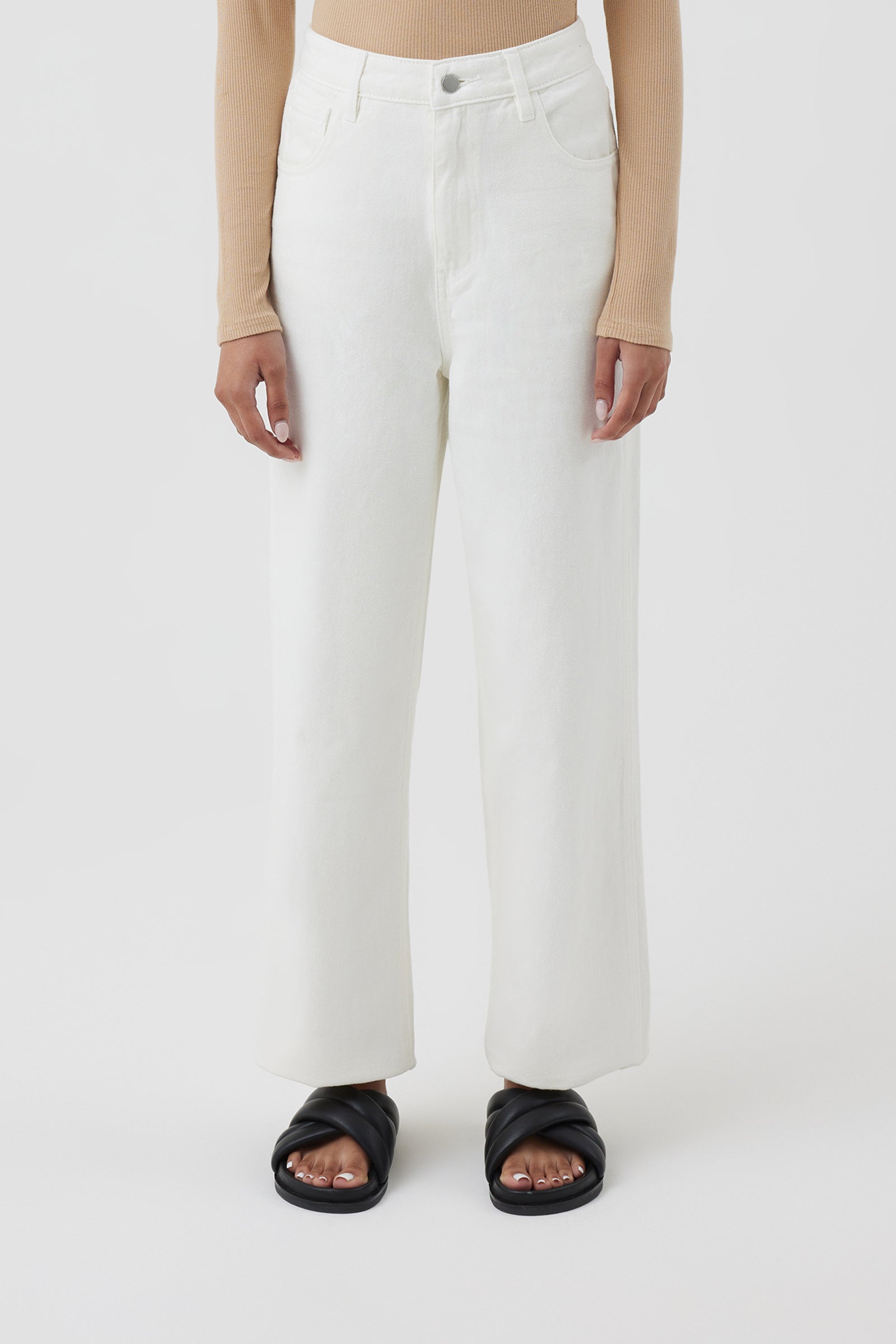 Nude Lucy Noa Carpenter Pant In A White Salt Colour 