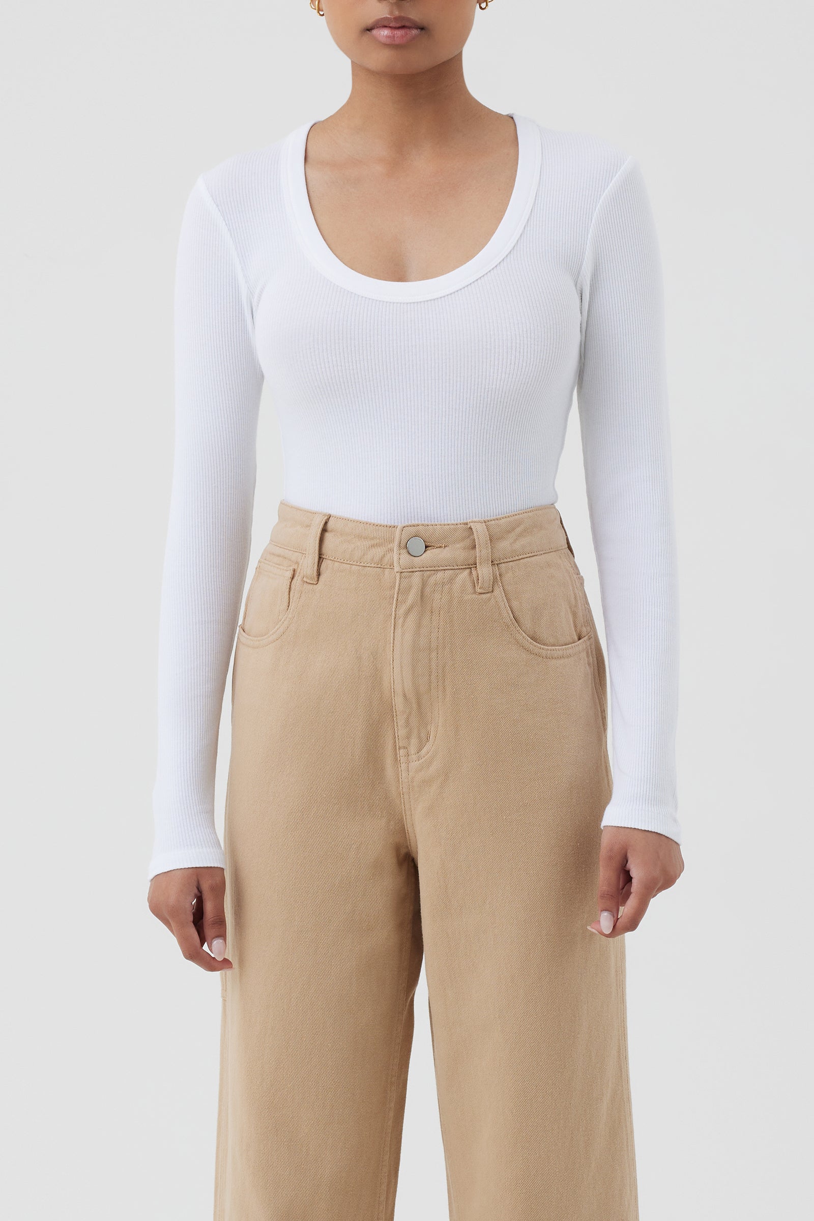 Nude Lucy Monroe Organic Long Sleeve Scoop Tee In White 