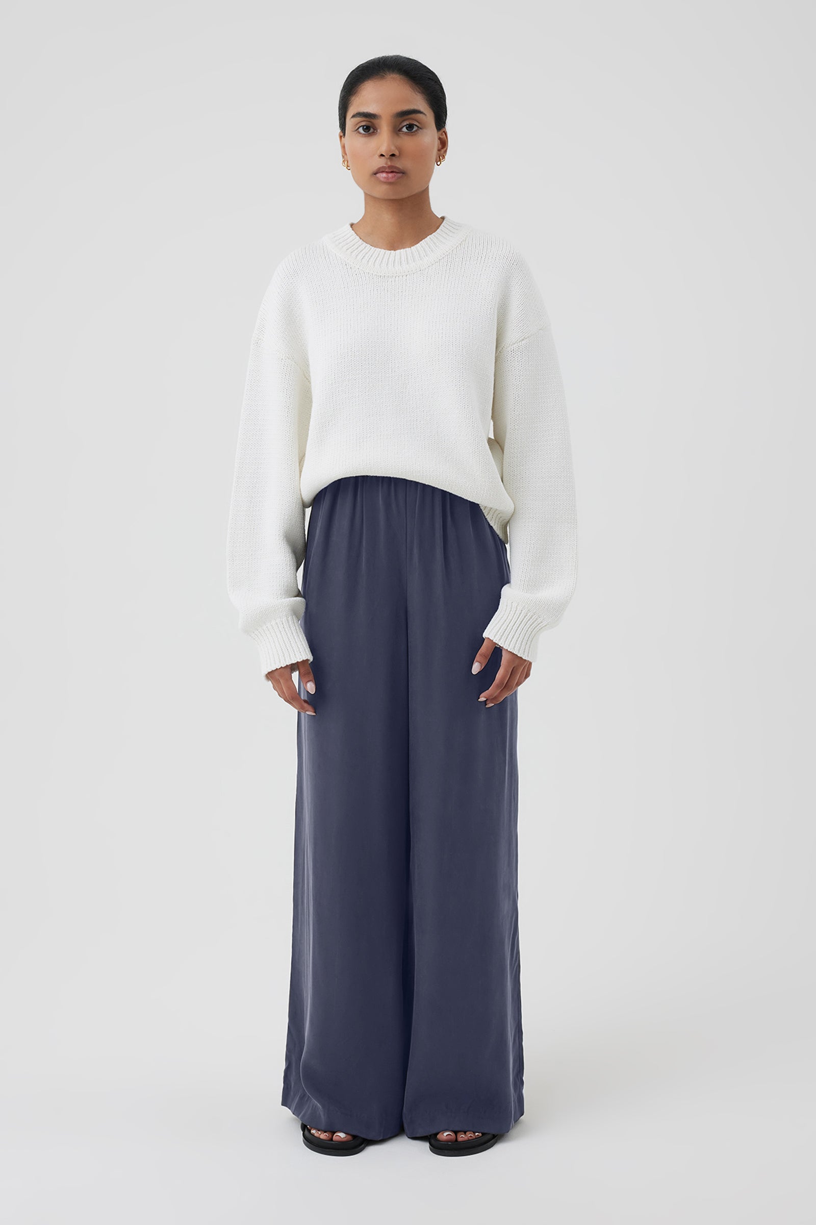 Nude Lucy Asher Knit In A White Salt Colour 