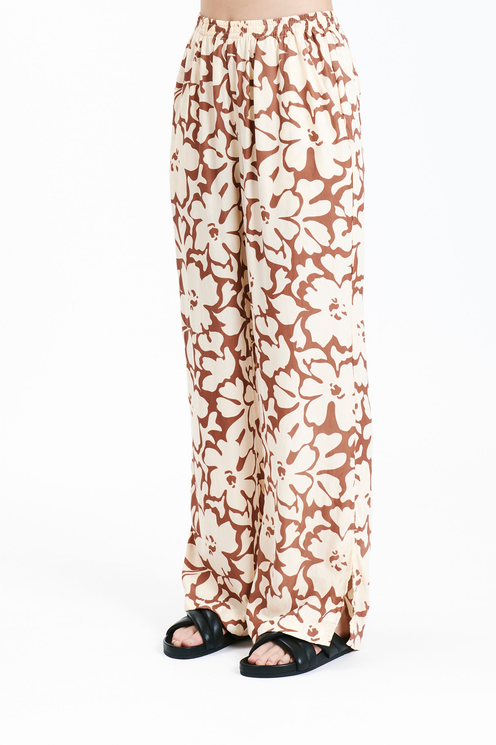 Nude Lucy Terra Pant In A Floral Print 