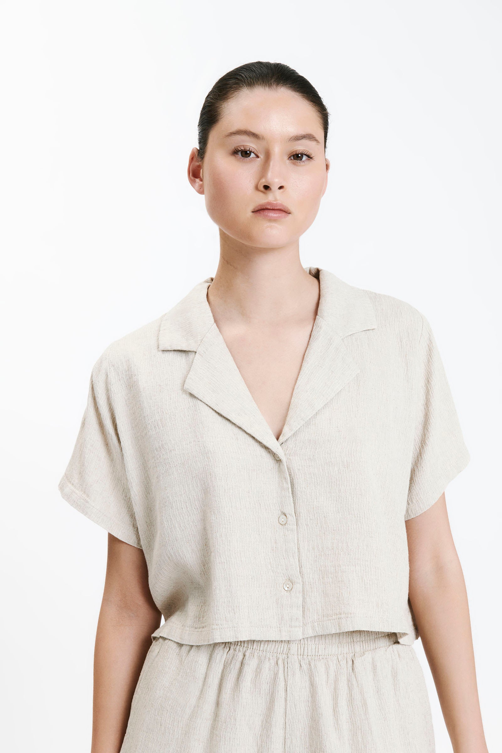 Ace Cropped Shirt Oat Colour - Linen Cotton Blend With A Slight Crinkle Finish 