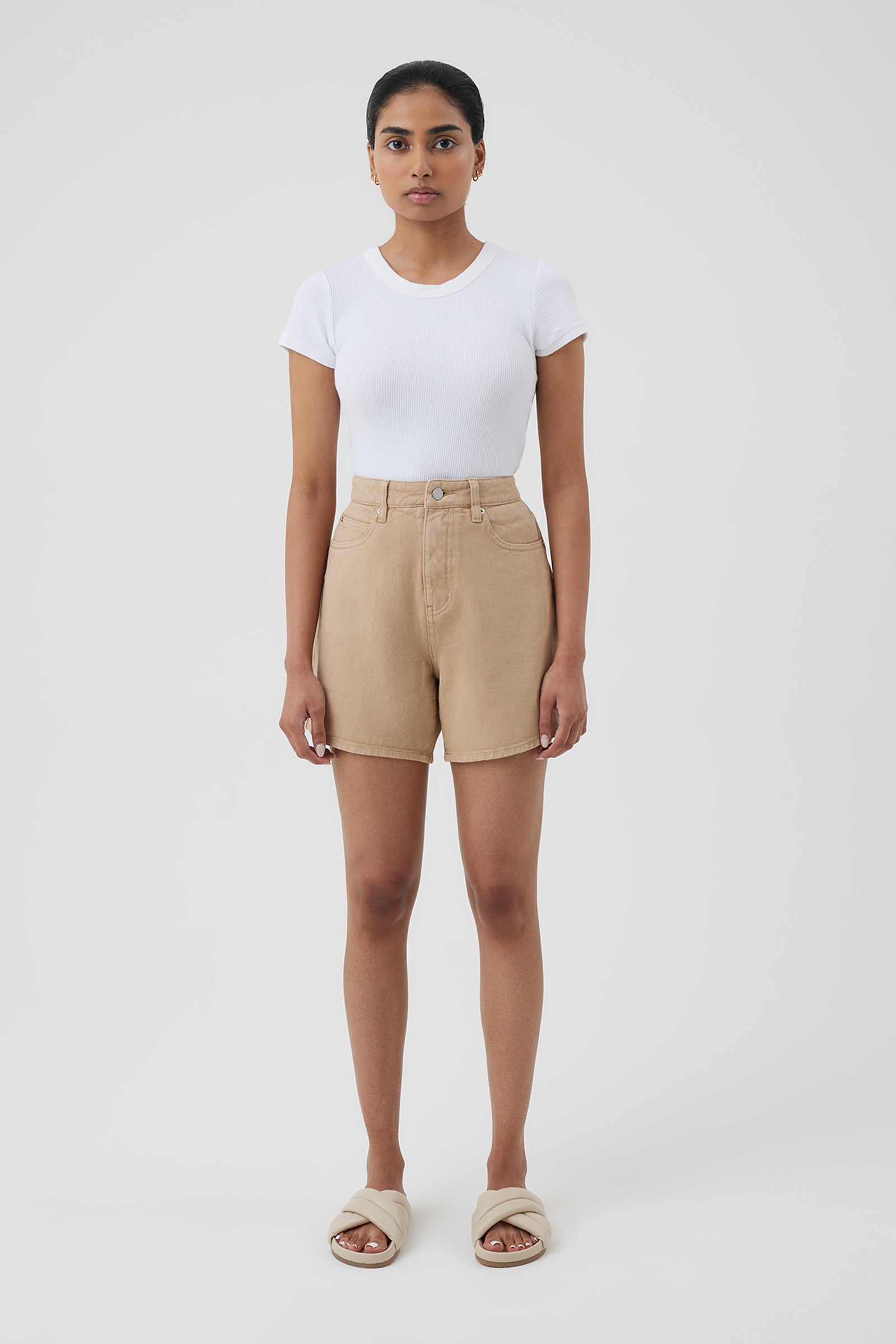 Nude Lucy Noa Denim Short In A Light Brown Biscuit Colour 