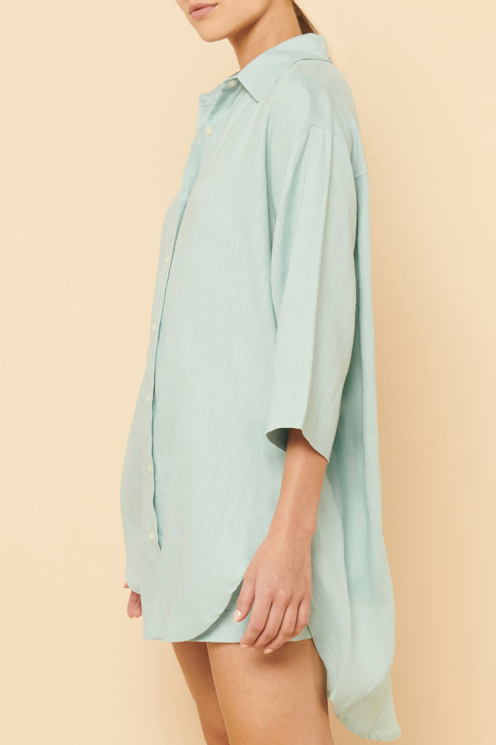 Nude Lucy Lounge Linen Longline Shirt In A Blue Lagoon Colour 