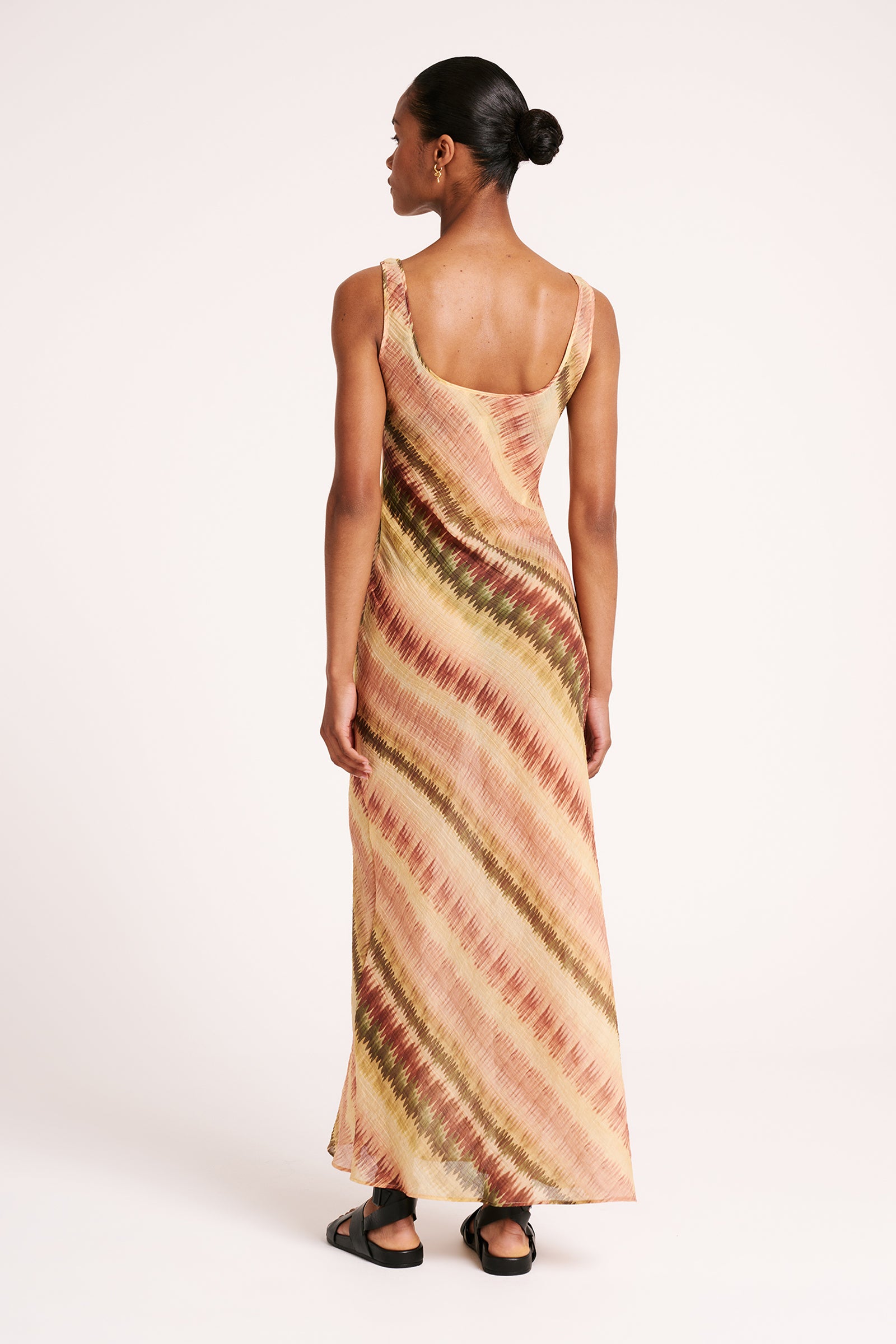 Akira Dress Calypso 