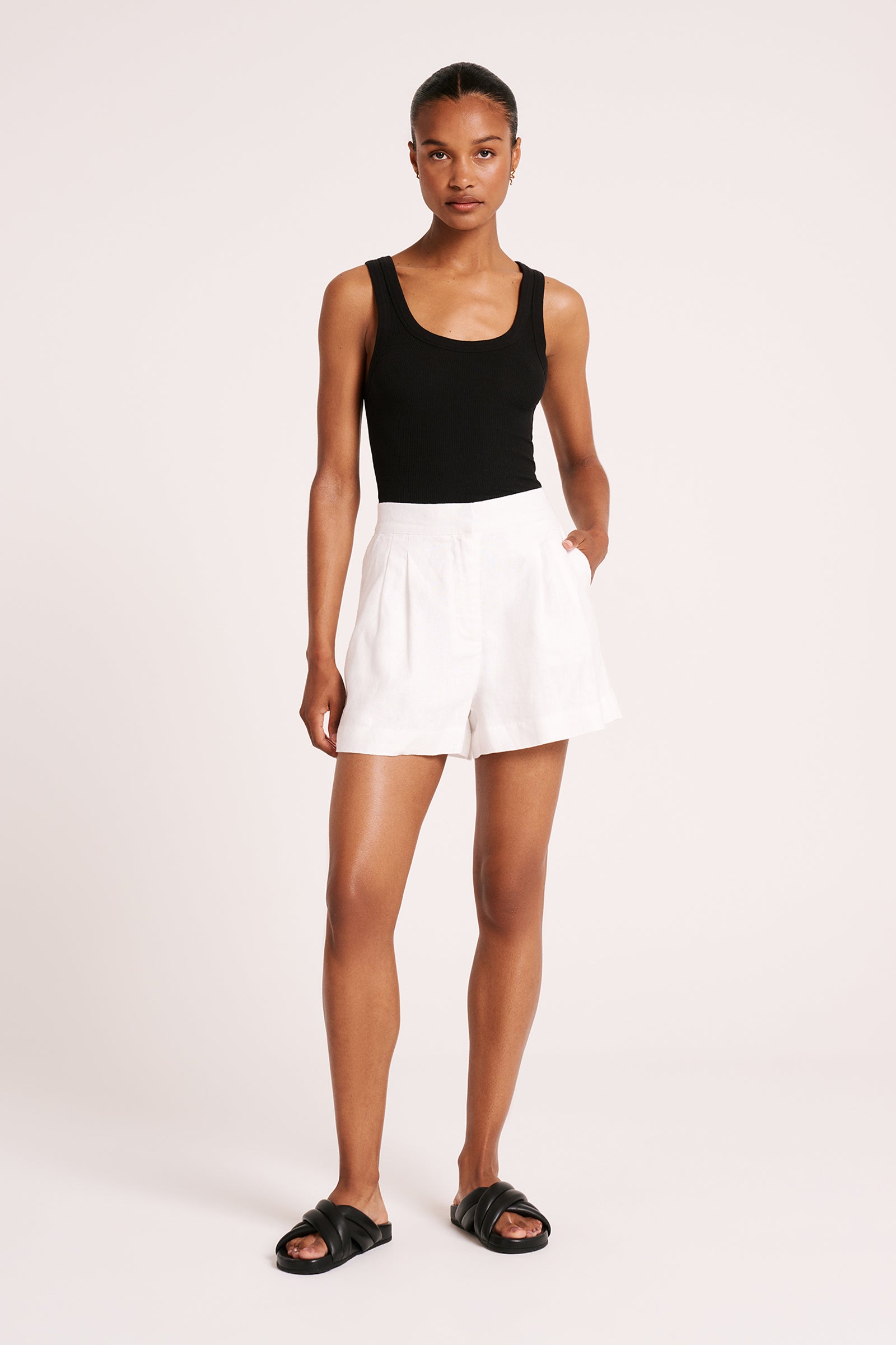 Linen new arrivals shorts white