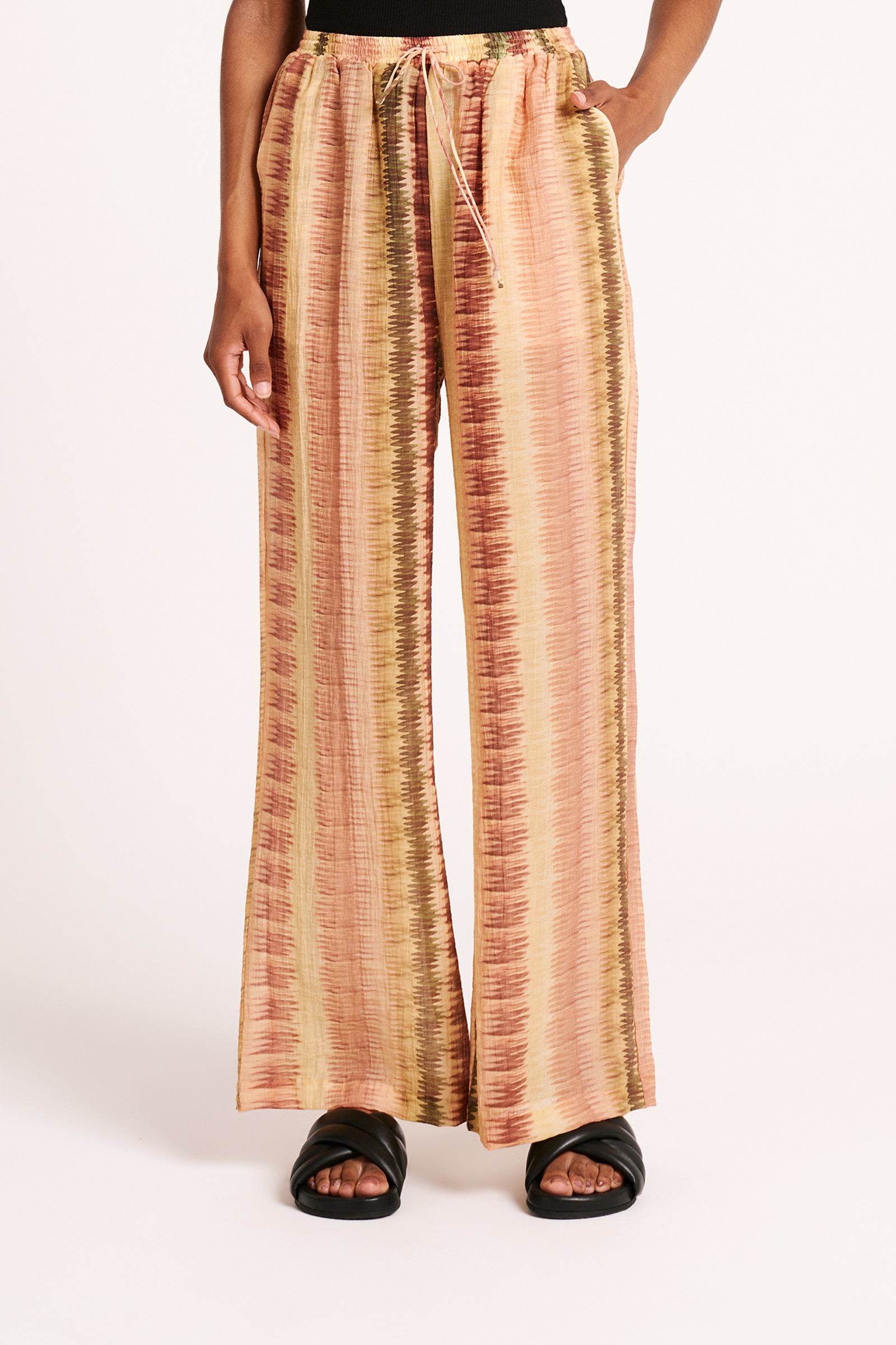 Akira Pant Calypso 