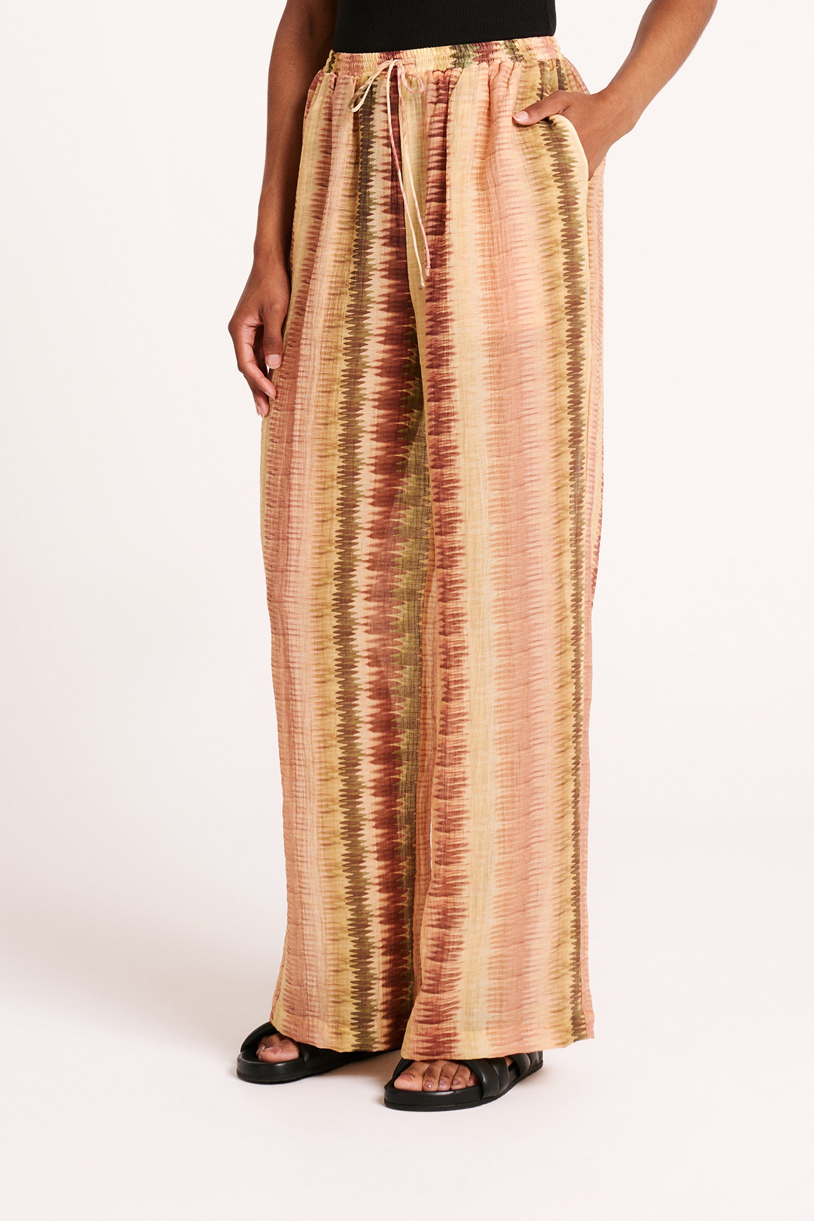 Akira Pant Calypso 