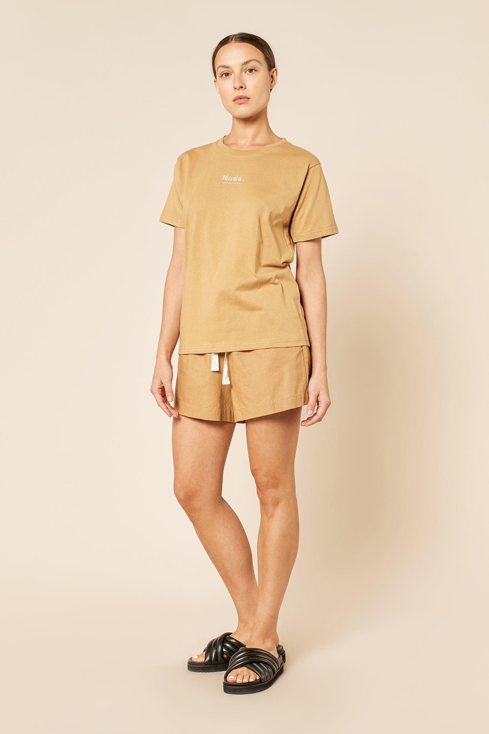 Nude Lucy Nude Organic Heritage Tee In A Brown Oak Colour 