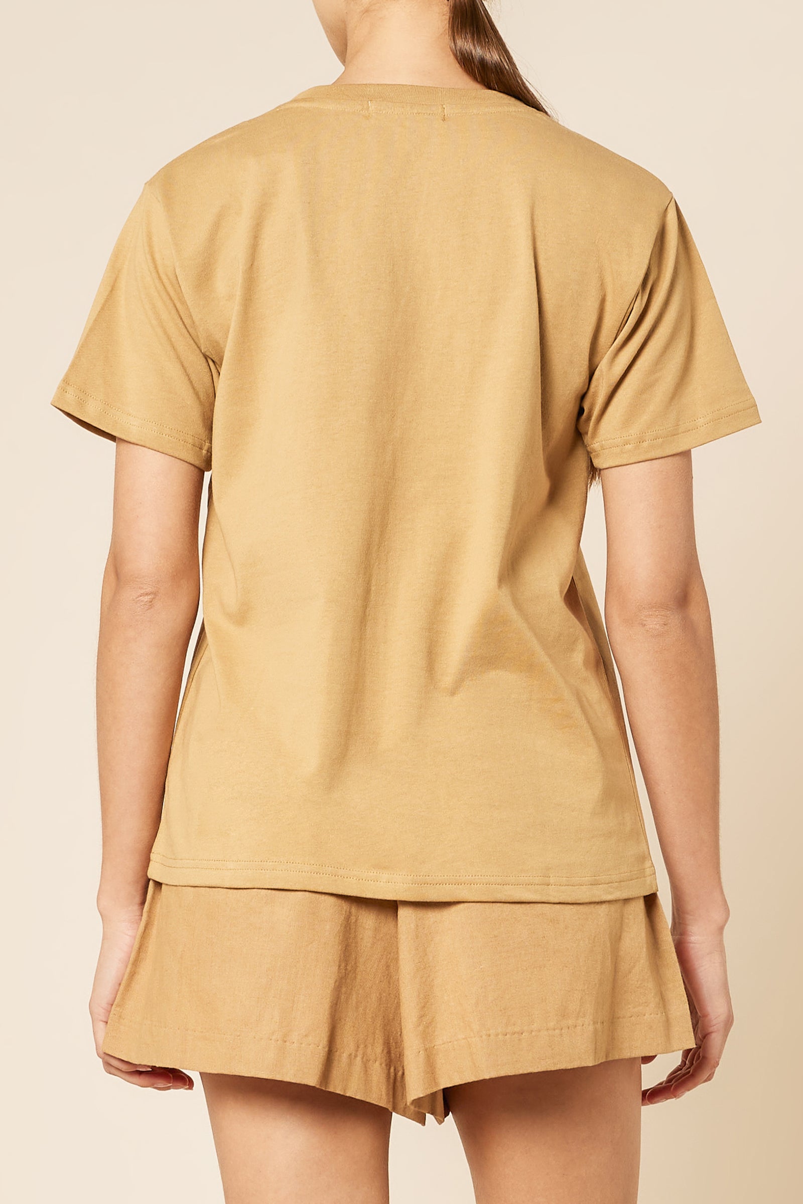Nude Lucy Nude Organic Heritage Tee In A Brown Oak Colour 